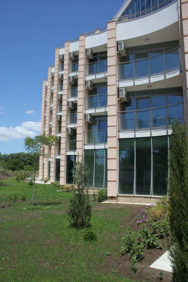 Продава хотел, гр. поморие, област бургас