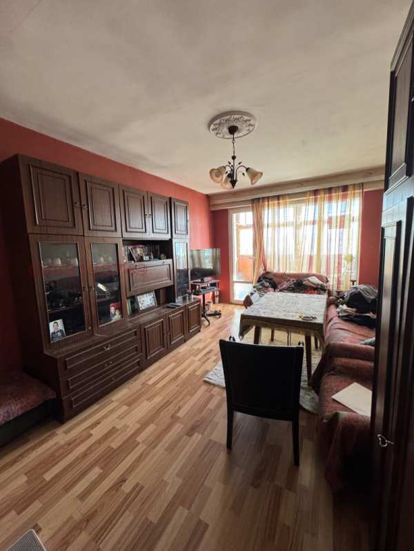 Продава 3-стаен, гр. ловеч, младост