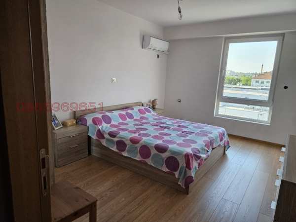 Продава 2-стаен, гр. монтана, широк център