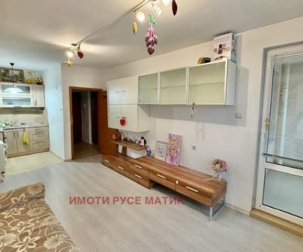 Продава 2-стаен, гр. русе, възраждане