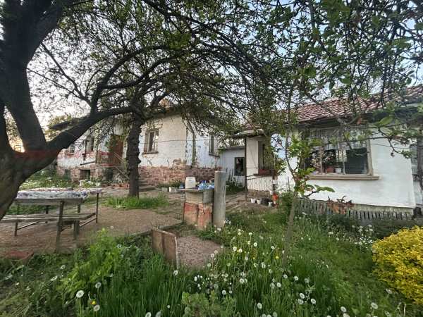 Продава къща, гр. годеч, област софия област