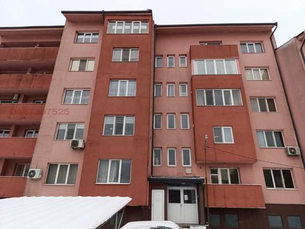 Продава 4-стаен, гр. етрополе, област софия област
