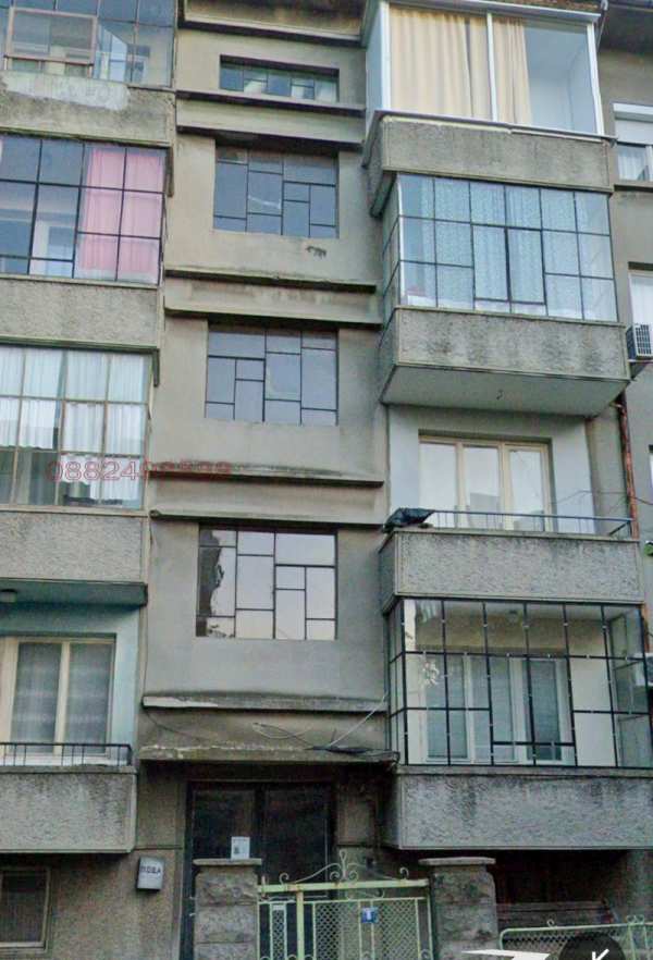 Продава 4-стаен, гр. шумен, военно училище