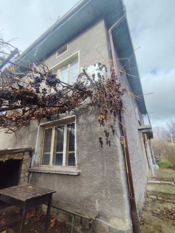 Продава къща, с. драгичево, област перник