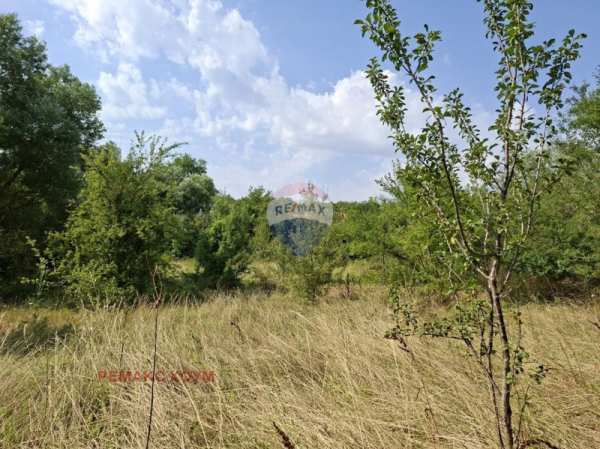 Продава парцел, с. изгрев, област варна