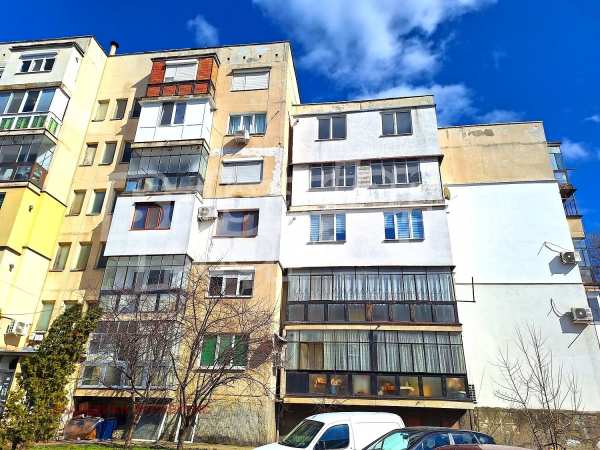 Продава 3-стаен, гр. павликени, област велико търново