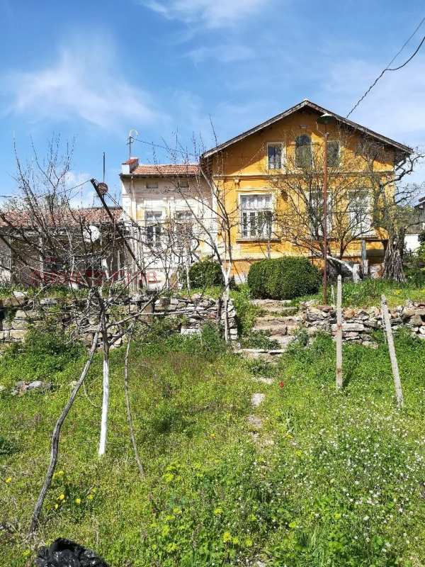 Продава къща, с. дълбоки, област стара загора