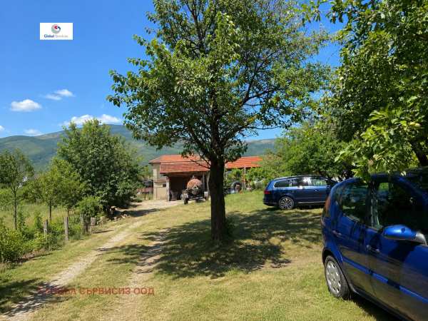Продава парцел, с. горна гращица, област кюстендил