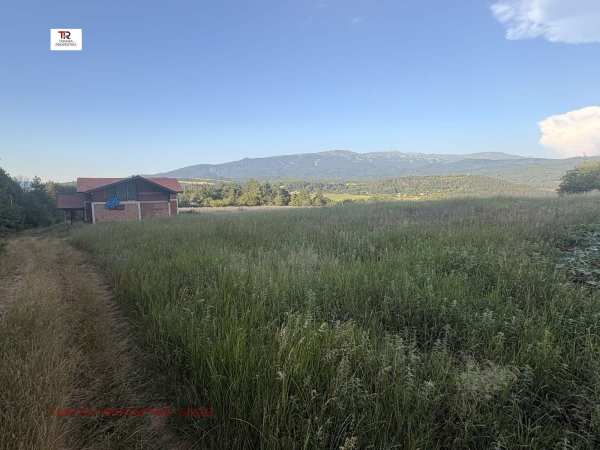 Продава парцел, с. студена, област перник
