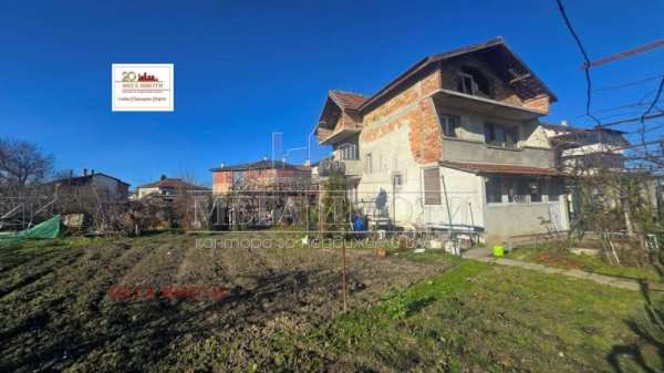 Продава къща, с. росен, област бургас