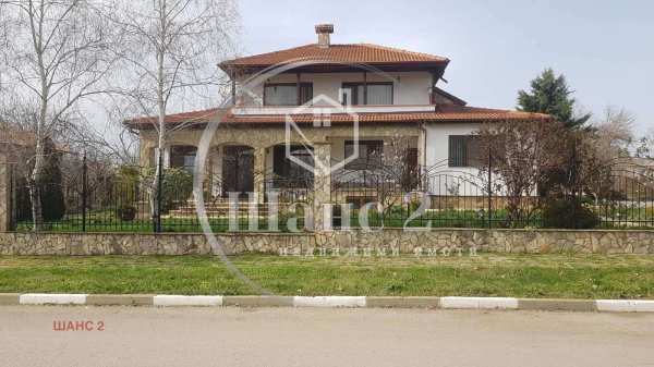 Продава къща, гр. балчик, област добрич