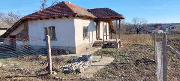 Продава къща, с. полковник ламбриново, област силистра
