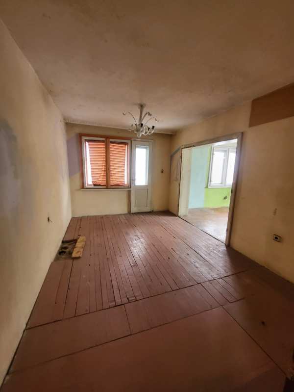 Продава многостаен, гр. плевен, идеален център