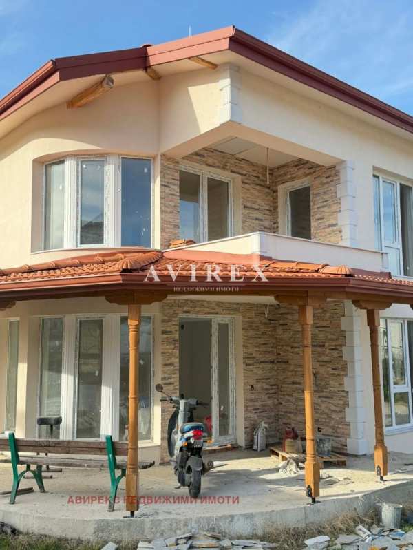 Продава къща, с. марково, област пловдив