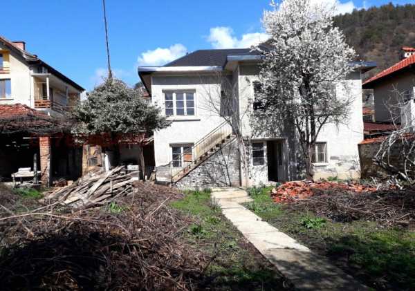 Продава къща, гр. мъглиж, област стара загора
