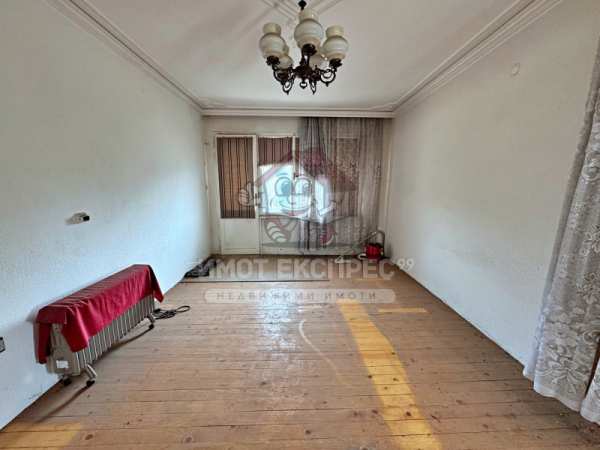 Продава 4-стаен, гр. асеновград, област пловдив