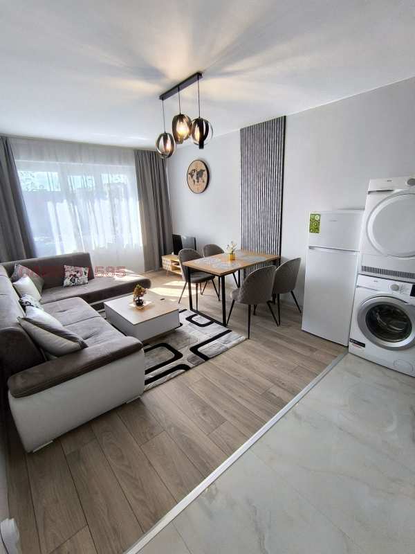 Продава 2-стаен, гр. перник, изток