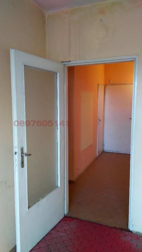 Продава 3-стаен, гр. перник, тева