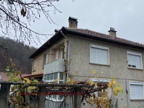 Продава къща, гр. плачковци, област габрово