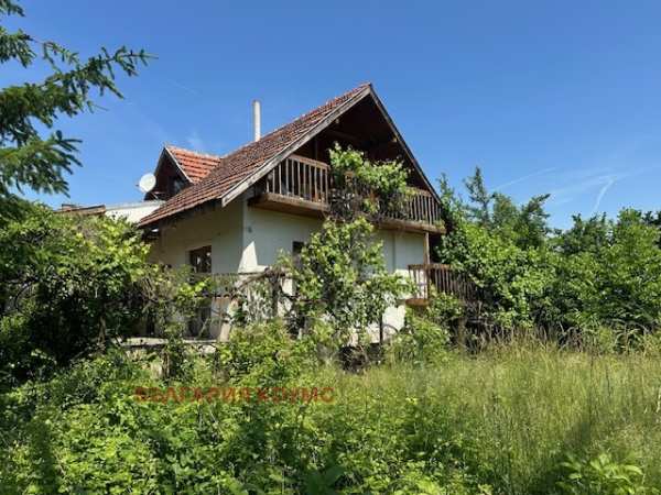 Продава къща, гр. ихтиман, област софия област
