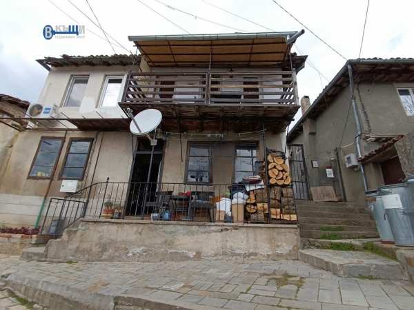 Продава къща, гр. велико търново, варуша