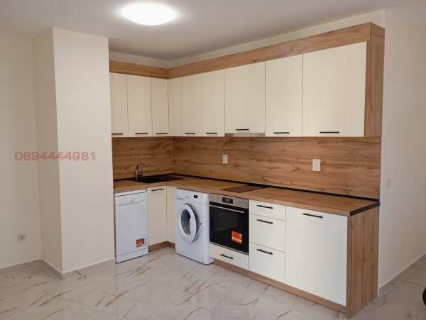 Продава 2-стаен, гр. балчик, област добрич