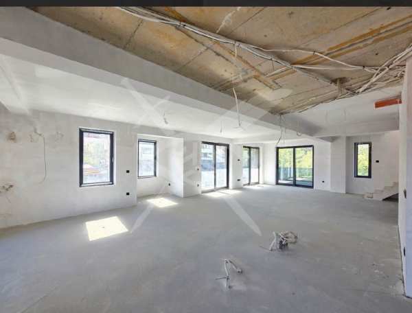 Продава  многостаен град София, Бояна
      320 кв.м