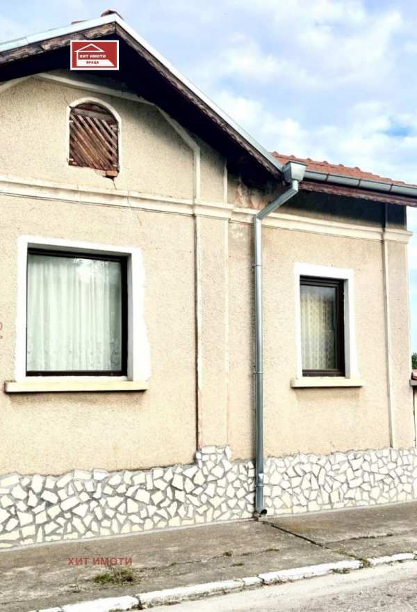 Продава къща, с. върбешница, област враца