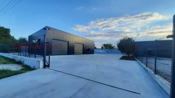 Продава пром. помещение, с. брестовец, област плевен