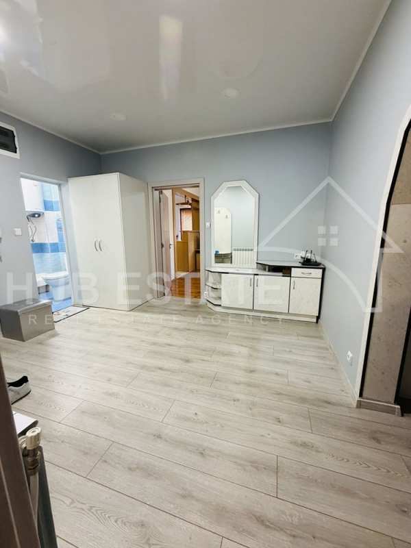 Продава 4-стаен, гр. добрич, балик