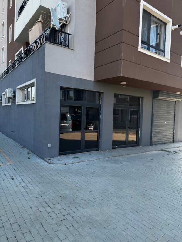 Продава магазин, гр. елин пелин, област софия област