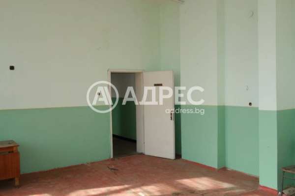 Продава офис, гр. разград, васил левски