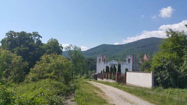 Продава парцел, гр. берковица, област монтана