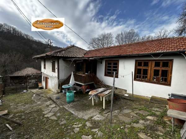 Продава къща, гр. трявна, област габрово