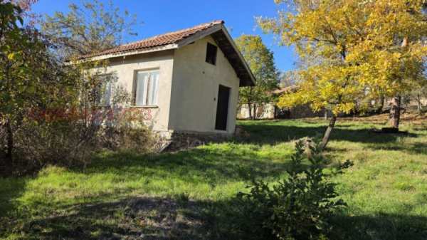Продава  вила с. Пауново, област София
      25 кв.м