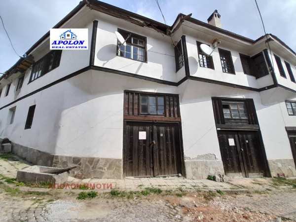 Продава къща, гр. батак, област пазарджик