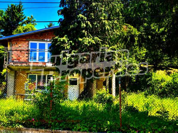 Продава къща, гр. софия, с. владая