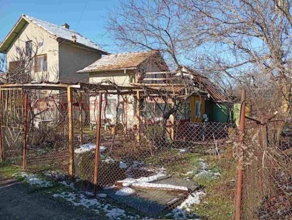 Продава вила, гр. търговище, вилна зона