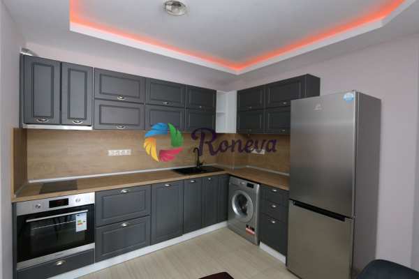 Продава 4-стаен, гр. варна, чайка