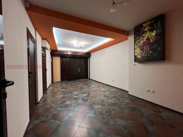 Продава офис, гр. софия, витоша