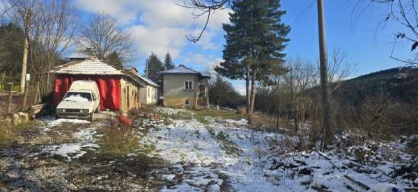 Продава къща, с. цацаровци, област софия област