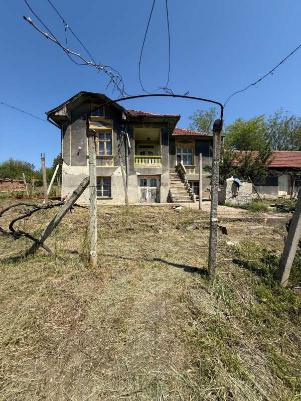 Продава къща, гр. славяново, област плевен