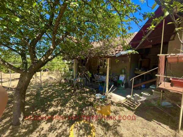 Продава къща, с. расник, област перник