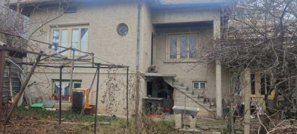 Продава къща, гр. велики преслав, област шумен