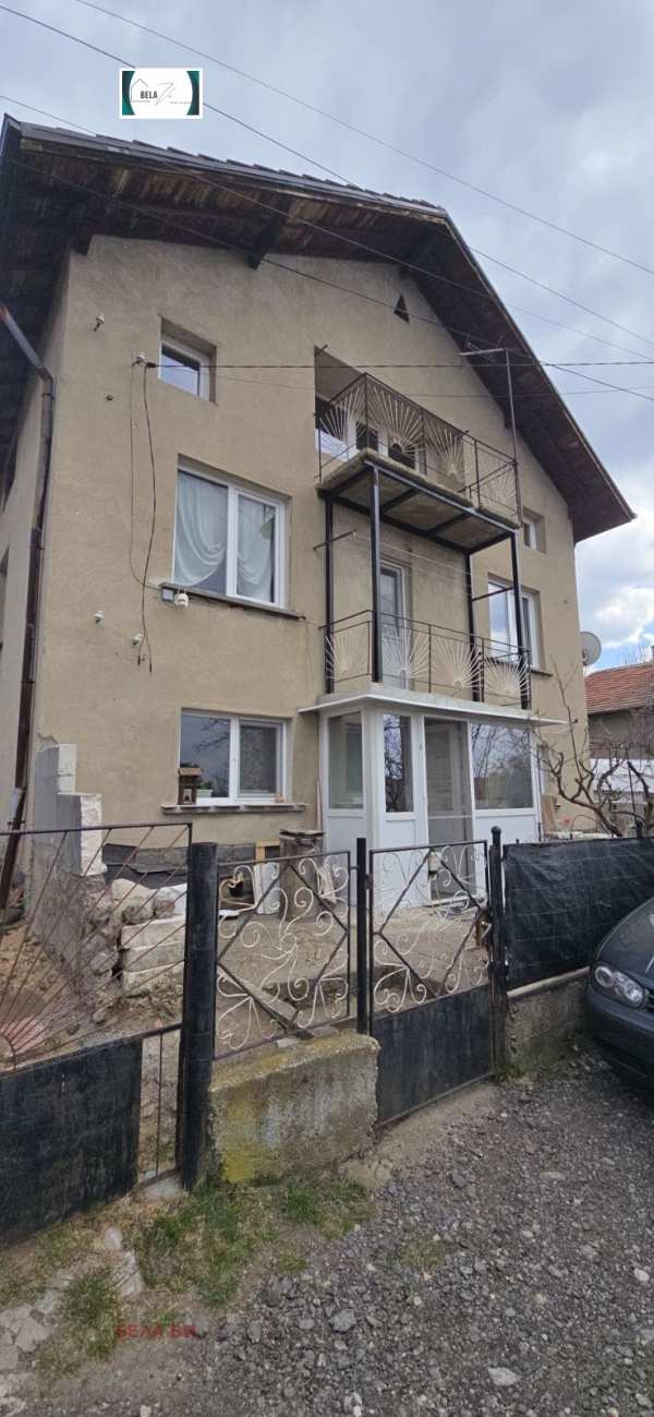 Продава къща, с. дивотино, област перник