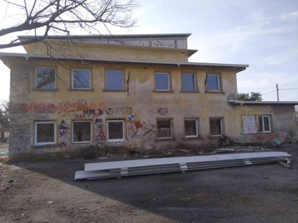 Продава пром. помещение, с. ракитница, област стара загора