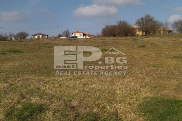 Продава  парцел с. Житница, област Добрич
      3300 кв.м