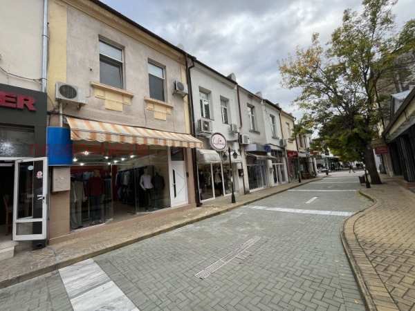 Продава магазин, гр. хасково, център