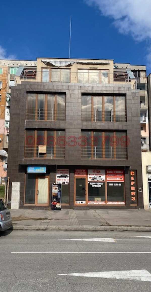 Продава хотел, гр. пазарджик, изток