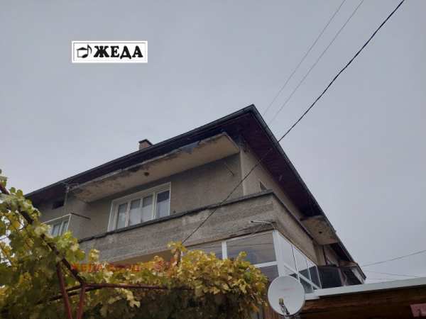 Продава къща, гр. левски, област плевен
